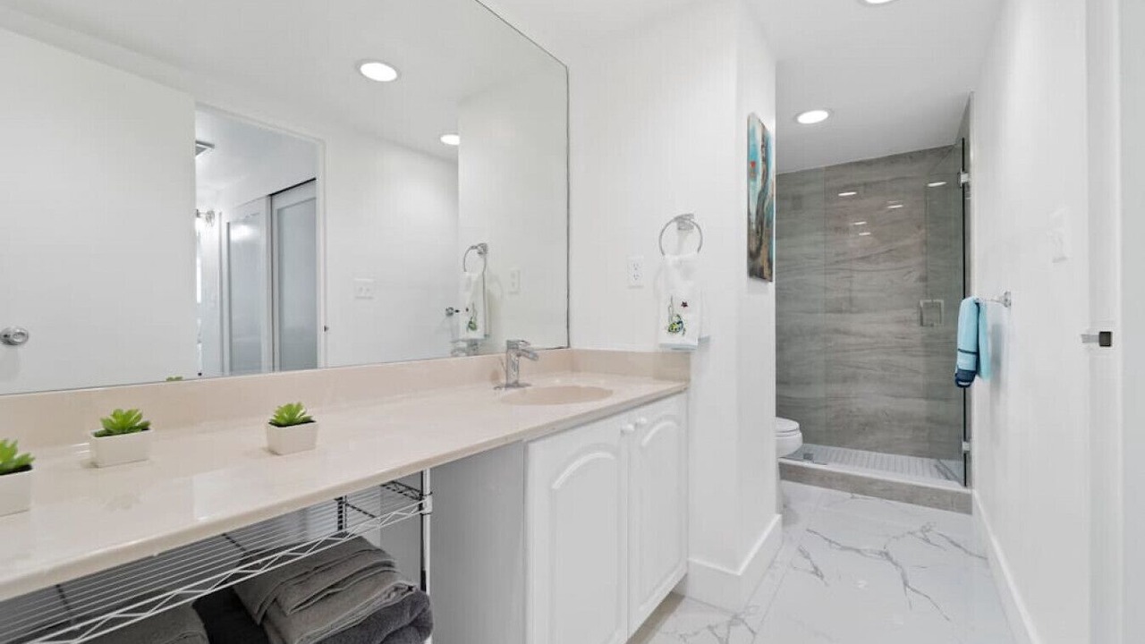 Photo of Bathroom in Hollywood South Central Beach