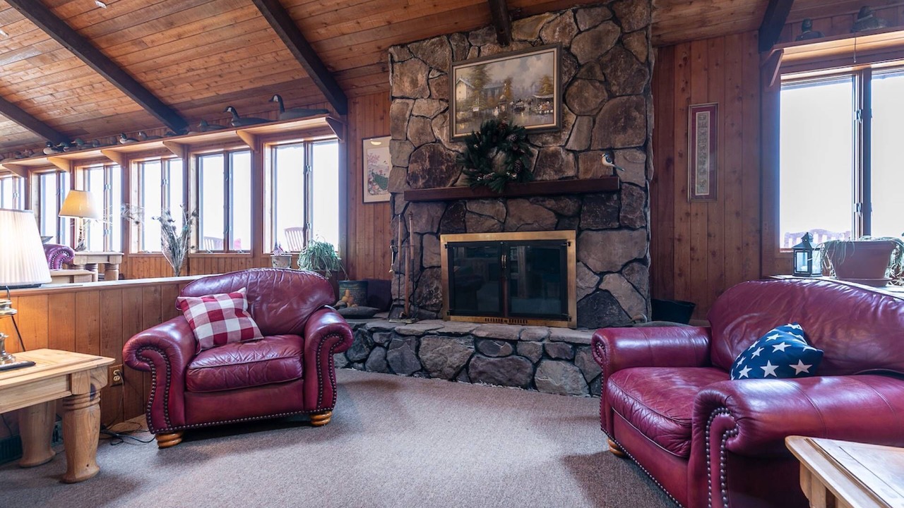 Photo of Livingroom in Centreville