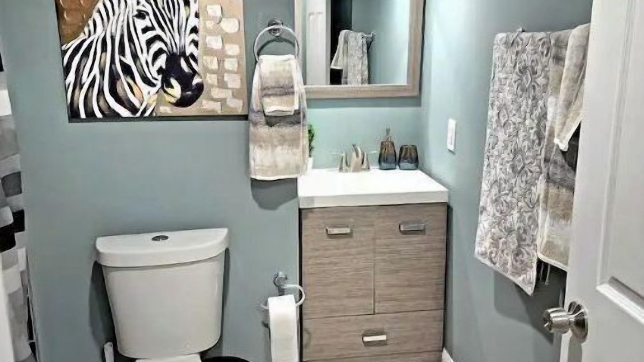 Photo of Bathroom in Downtown Baltimore