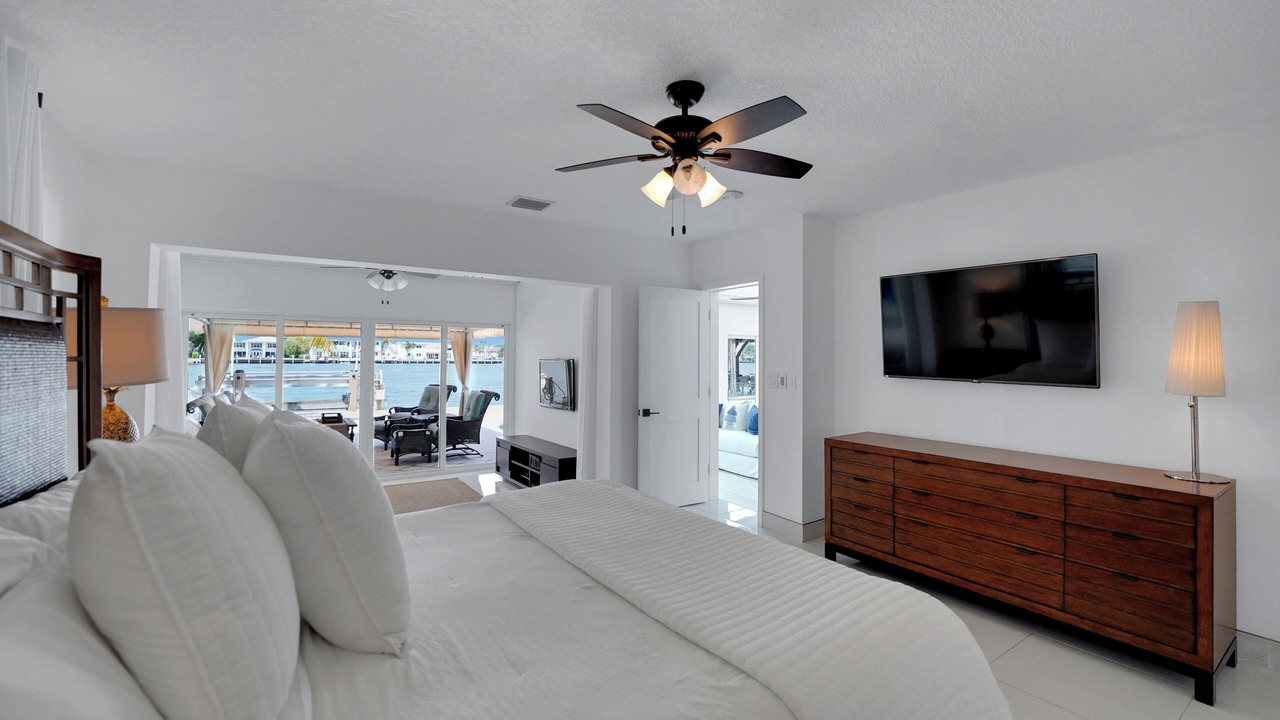 Photo of Bedroom in Pompano Beach