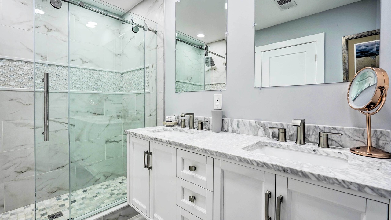 Photo of Bathroom in Long Branch