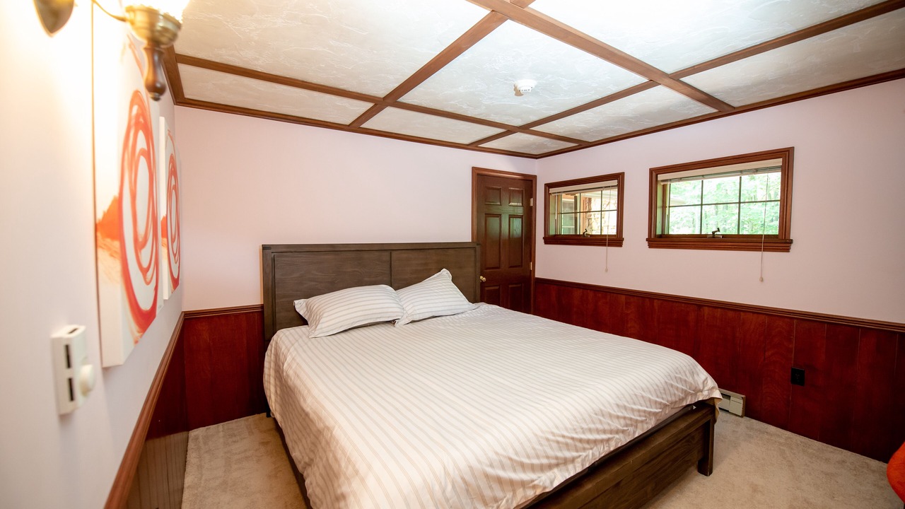 Photo of Bedroom in Champion