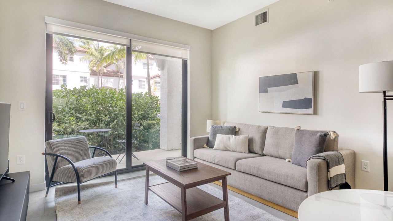 Photo of Livingroom in Miramar