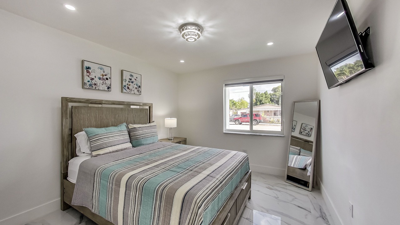 Photo of Bedroom in Hialeah