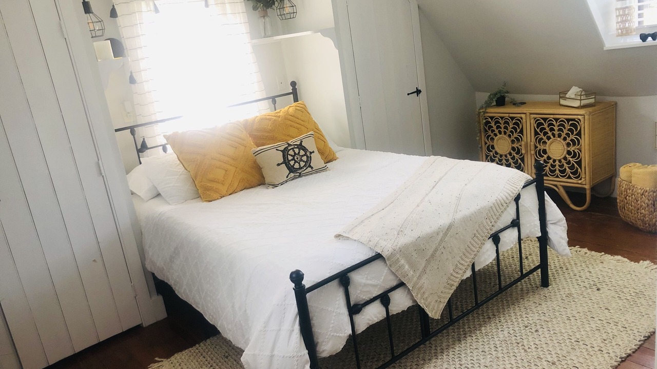 Photo of Bedroom in Centreville
