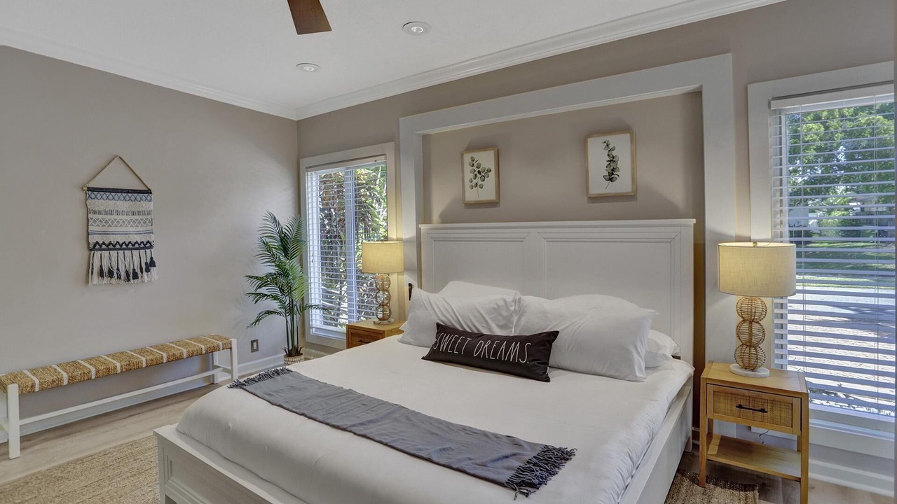 Photo of Bedroom in 17th Street Causeway