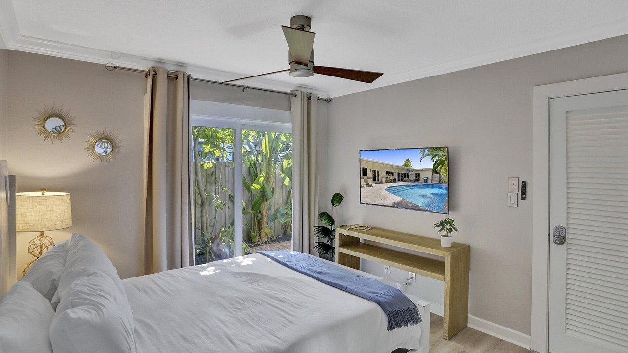 Photo of Bedroom in 17th Street Causeway