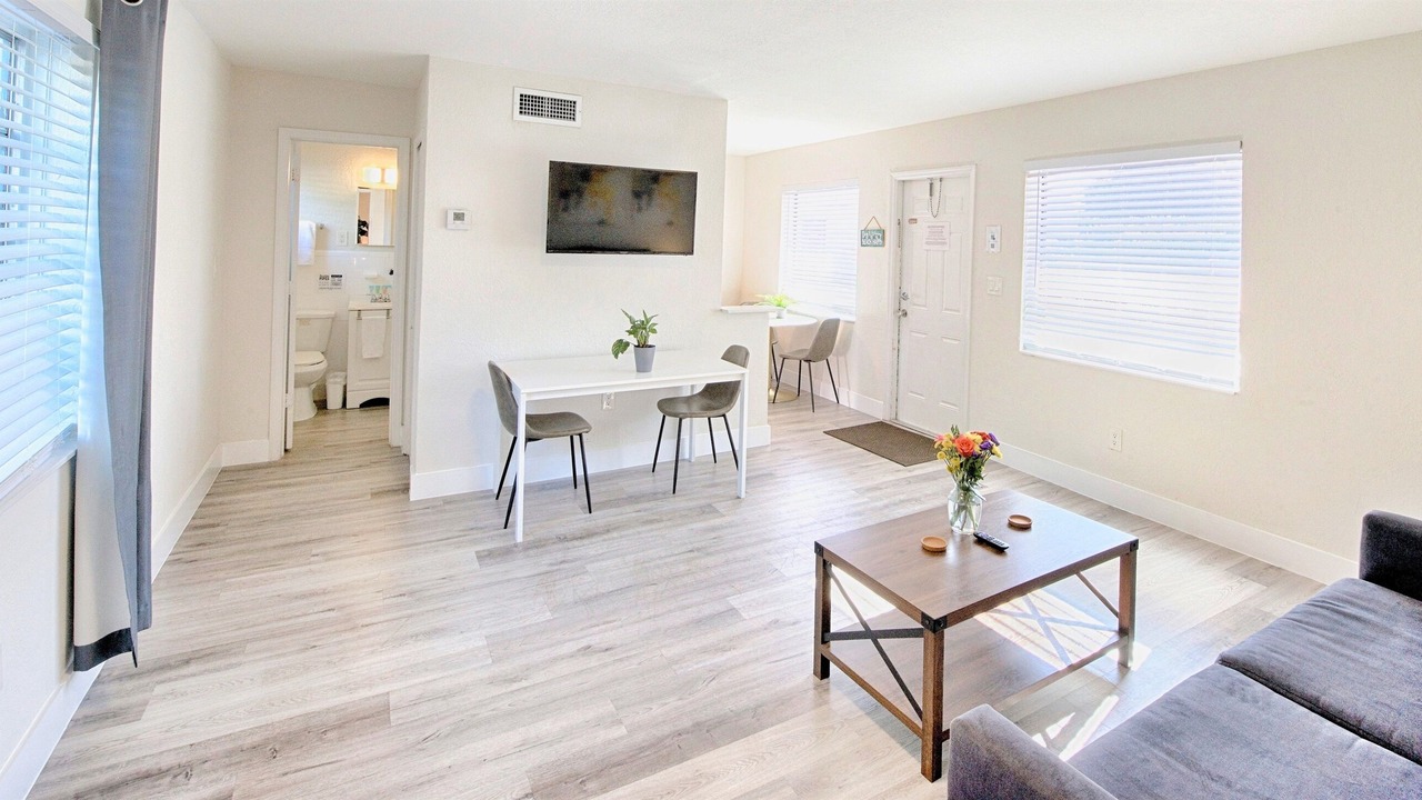 Photo of Bedroom in Deerfield Beach