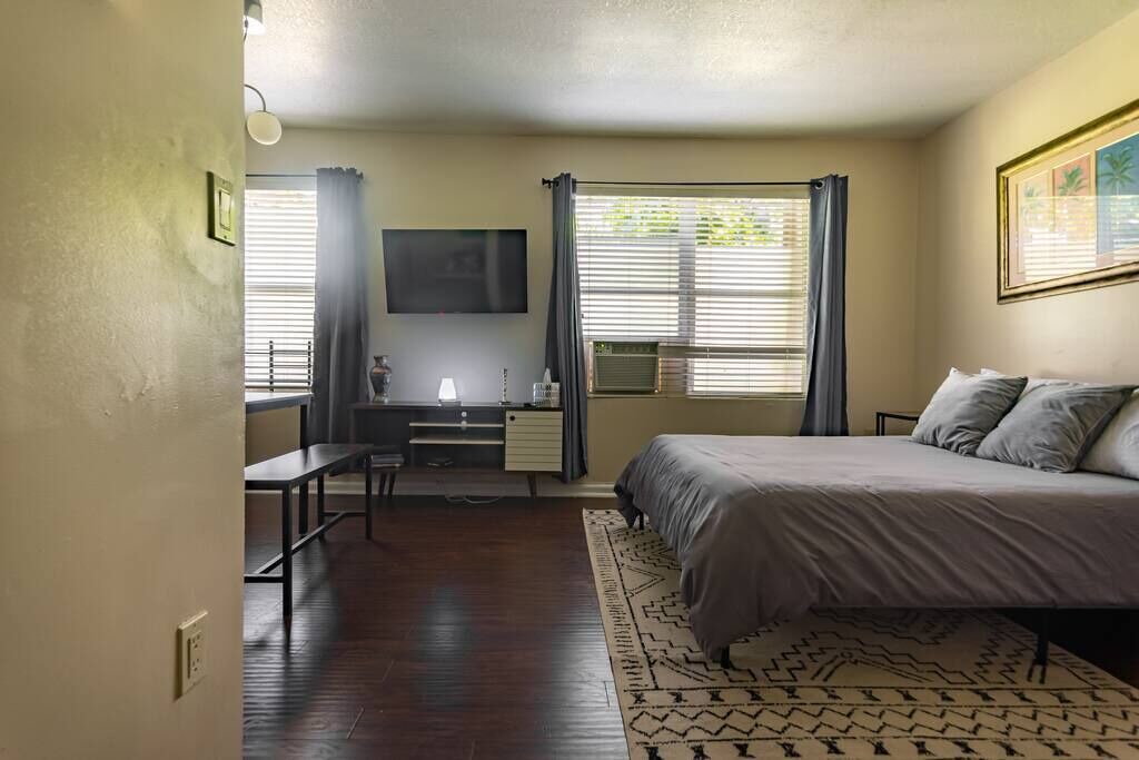 Photo of Bedroom in Little Haiti