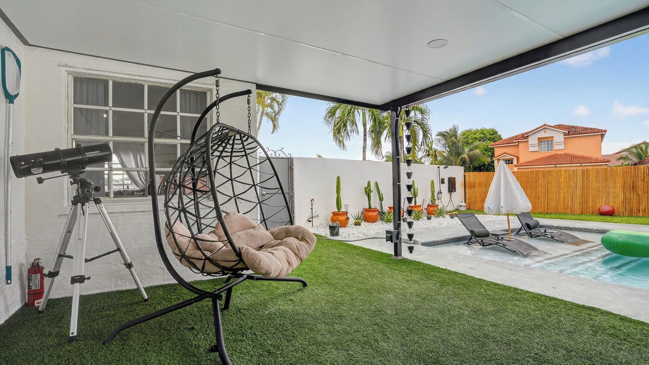 Photo of Patio Balcony in Miami Gardens