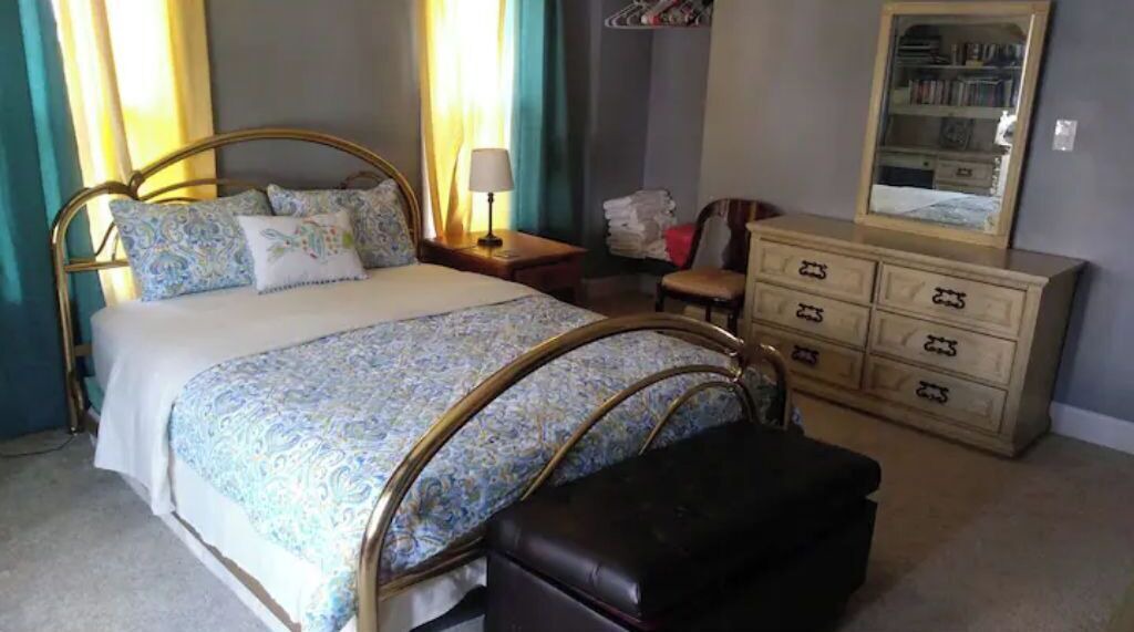 Photo of Bedroom in Penns Grove