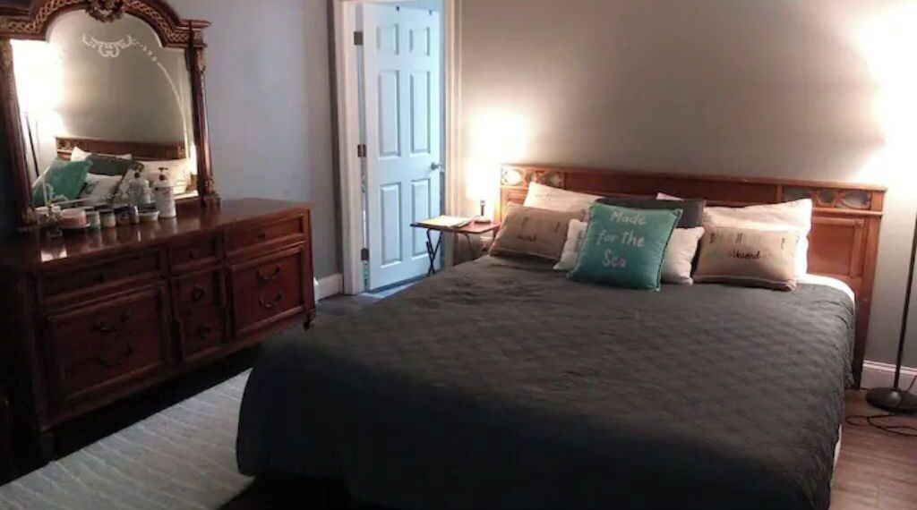 Photo of Bedroom in Penns Grove