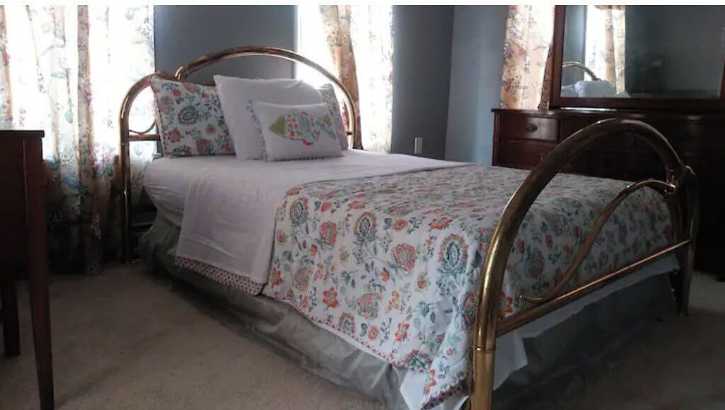 Photo of Bedroom in Penns Grove