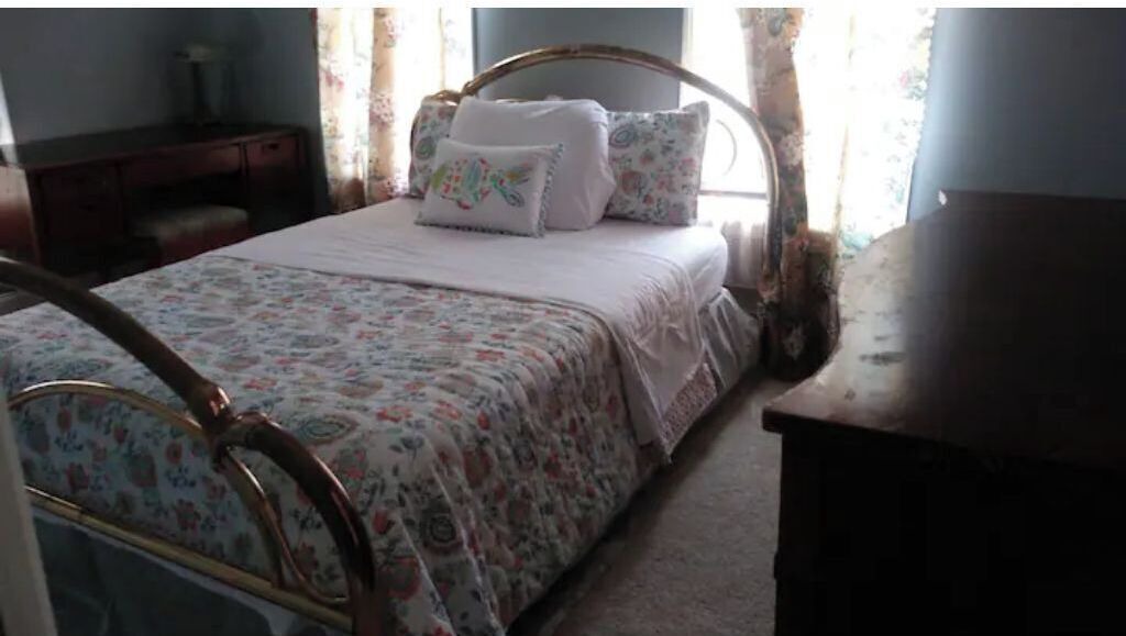 Photo of Bedroom in Penns Grove