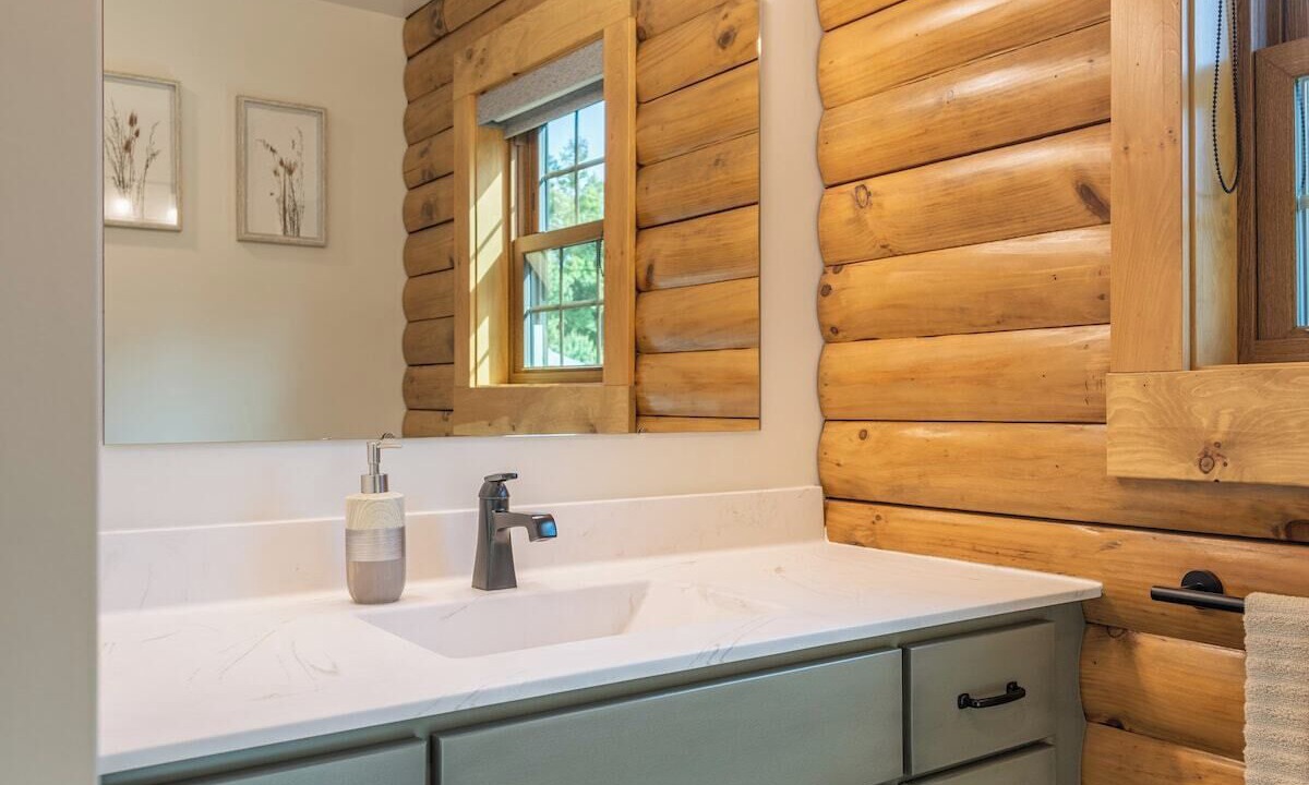 Photo of Bathroom in Millersburg