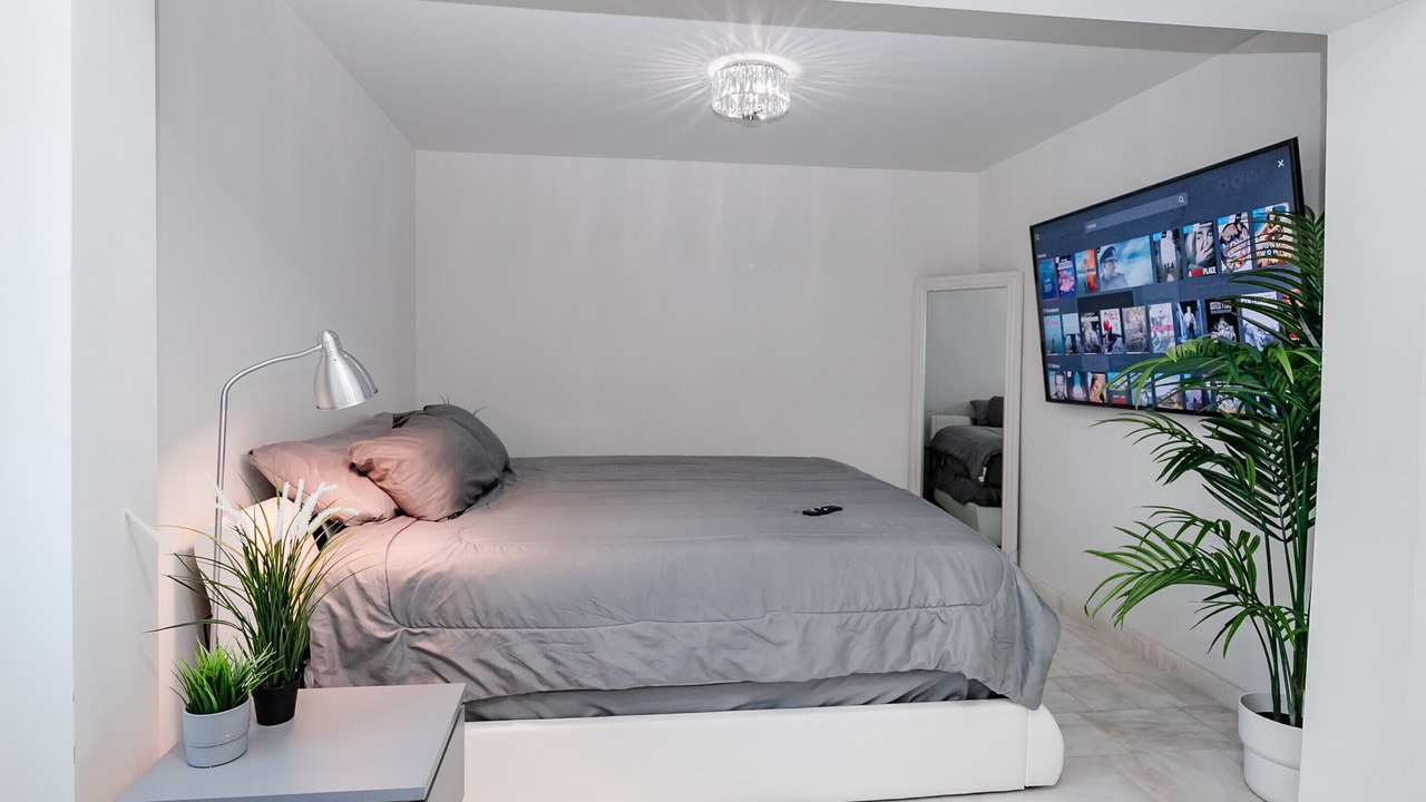 Photo of Bedroom in Miami Shores