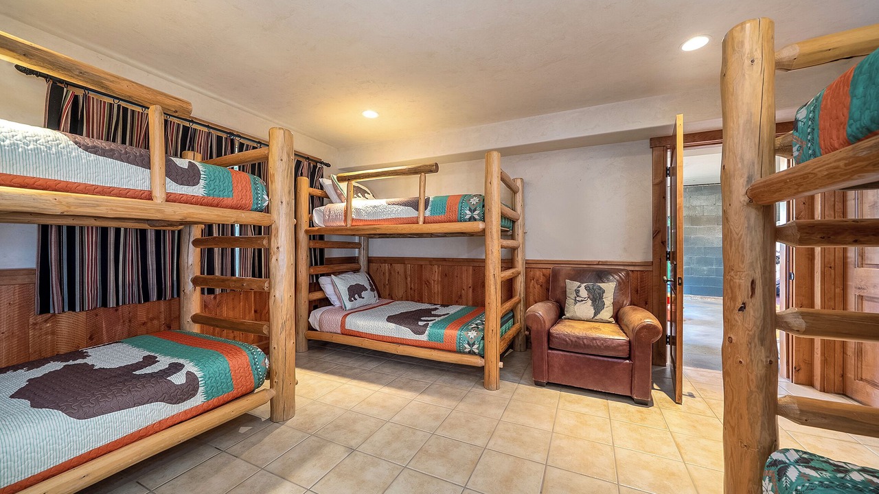 Photo of Bedroom in Marion