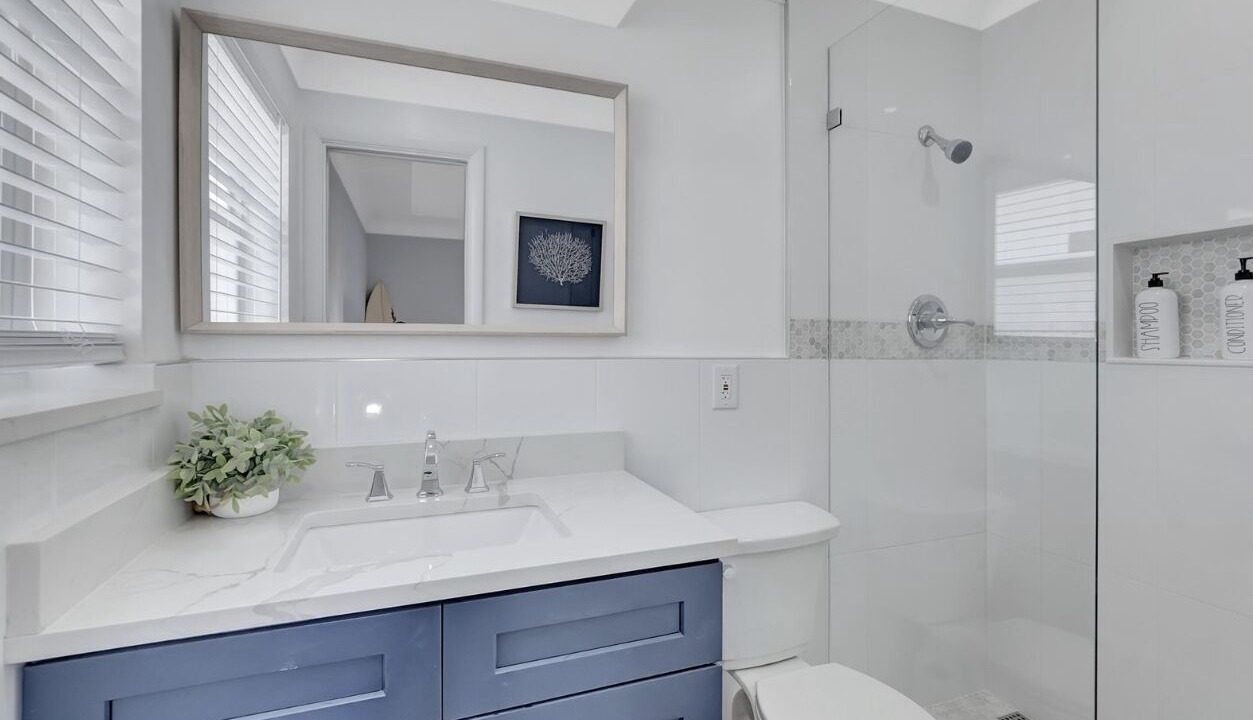 Photo of Bathroom in Lighthouse Point