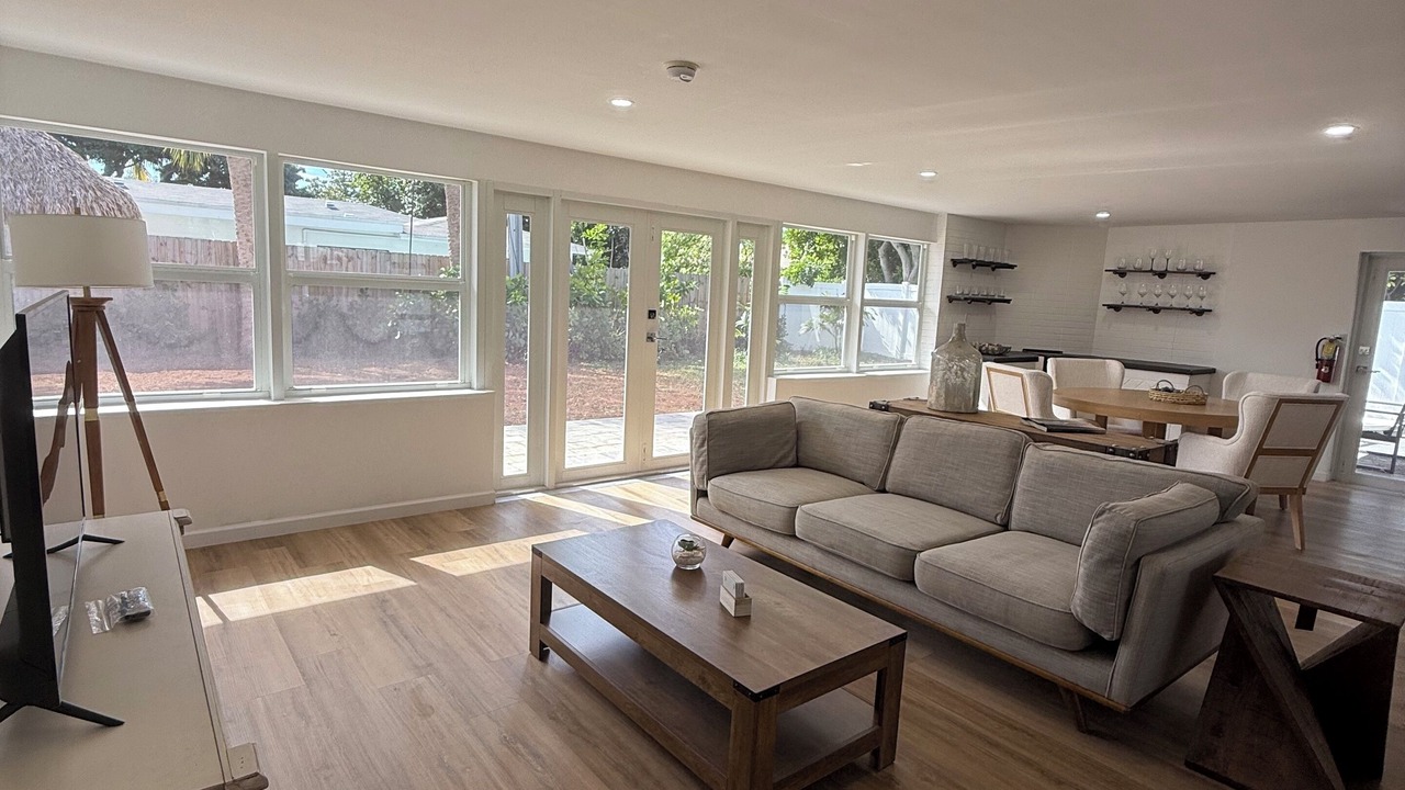 Photo of Livingroom in Lighthouse Point