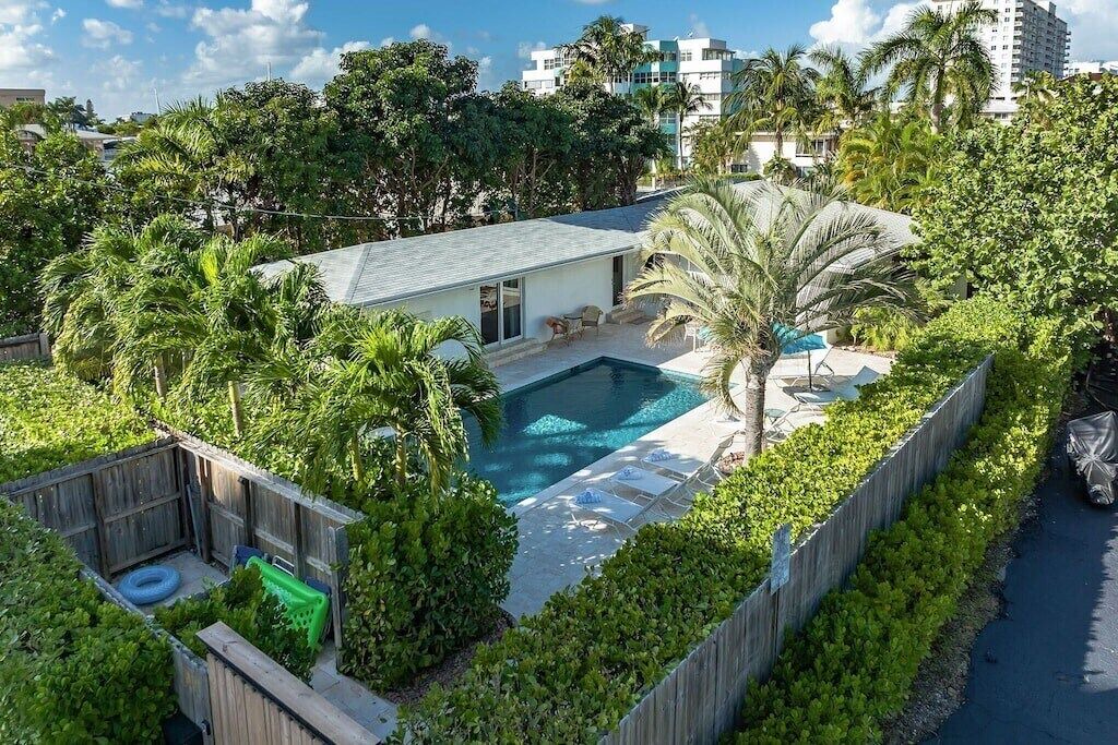 Photo of Outdoor in Dolphin Isles