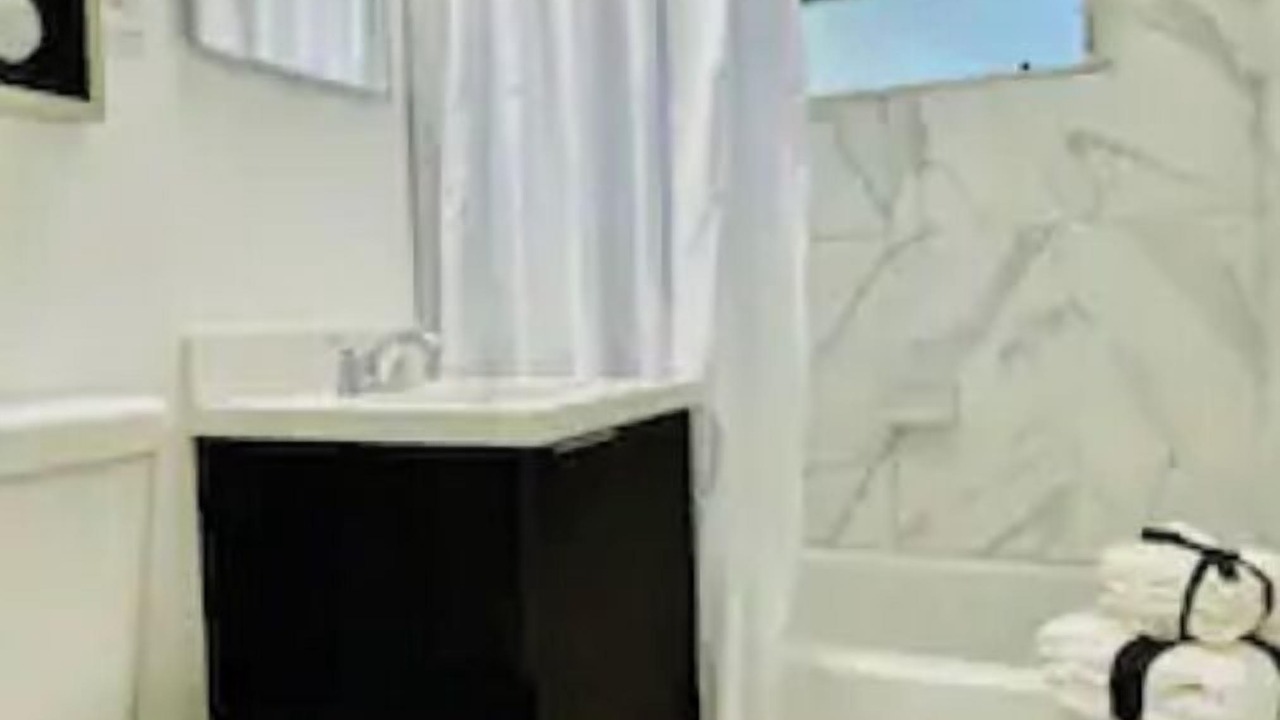 Photo of Bathroom in Middle River Terrace