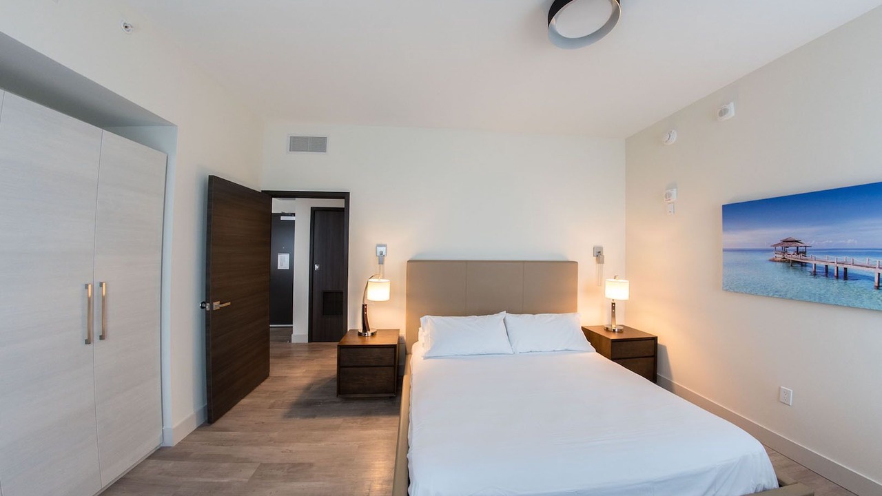 Photo of Bedroom in Hollywood