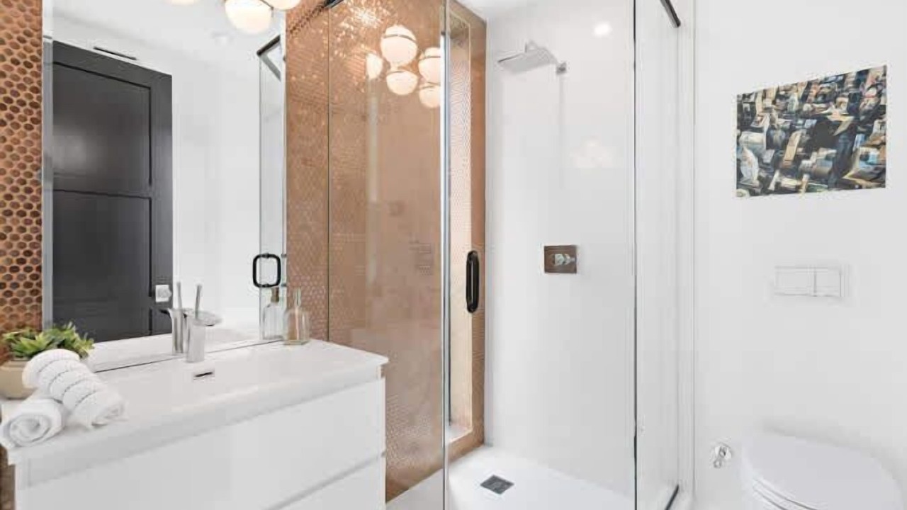 Photo of Bathroom in North Bergen