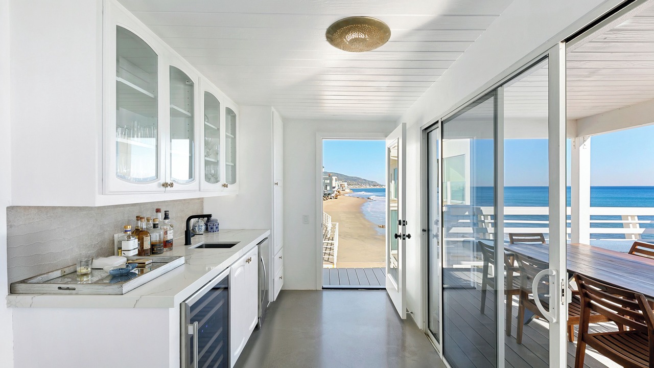 Photo of Others in Eastern Malibu