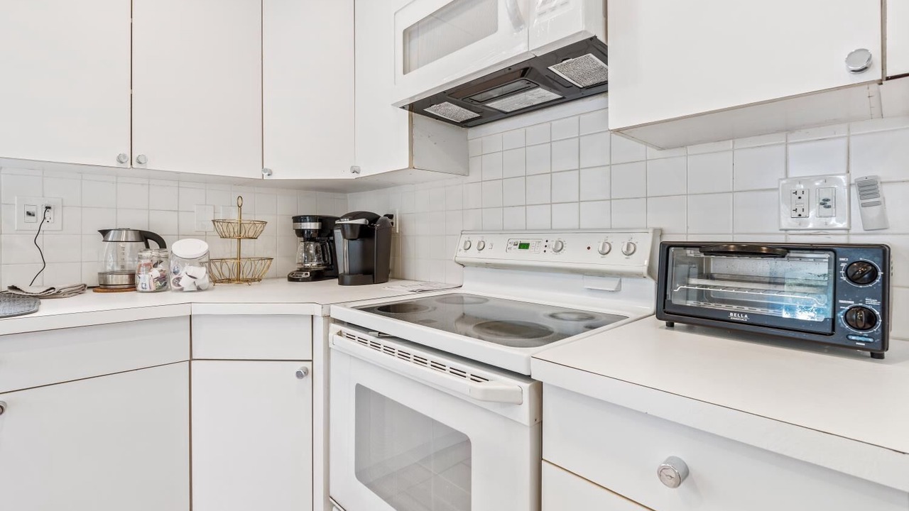 Photo of Kitchen in North Central Hollywood