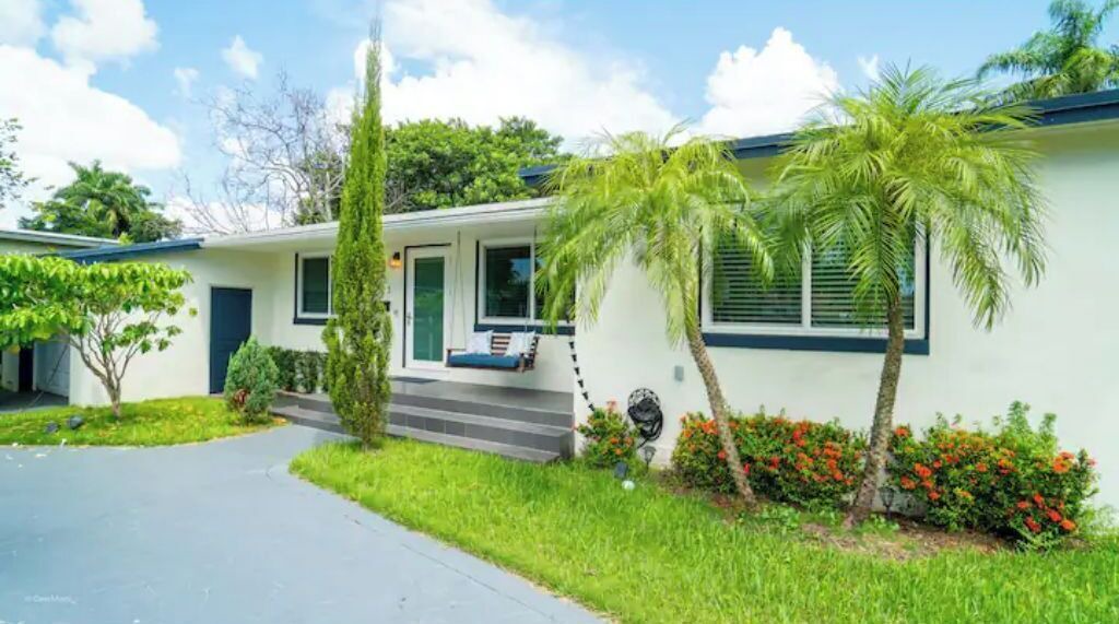 Photo of Others in Miami Shores
