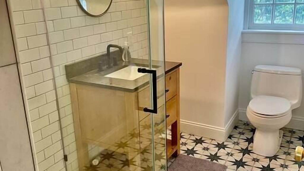 Photo of Bathroom in Centreville