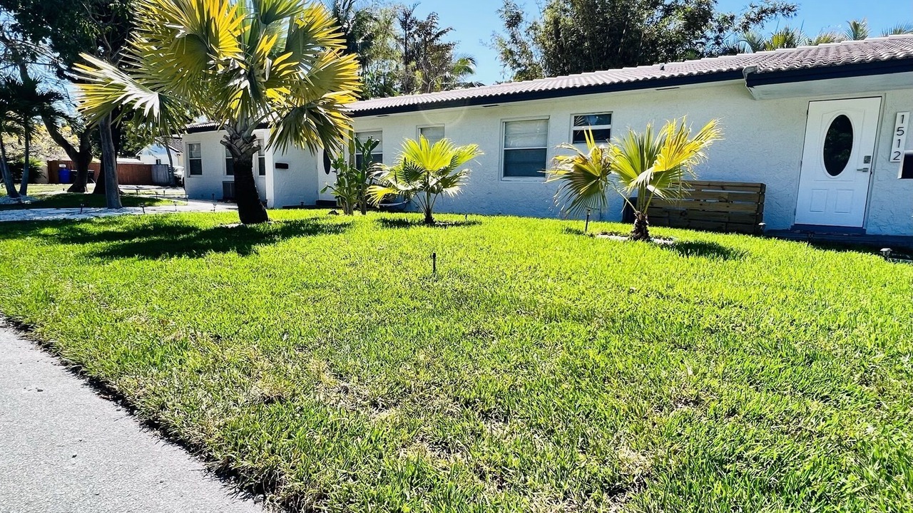 Photo of Outdoor in Poinsettia Heights