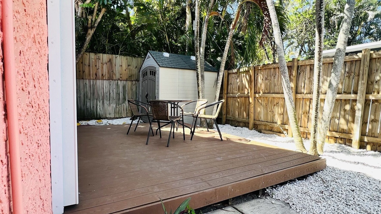 Photo of Outdoor in Poinsettia Heights