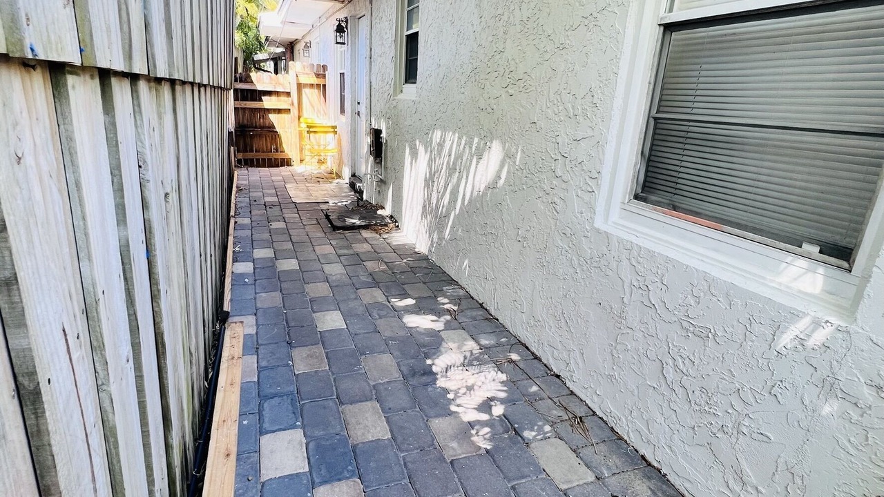 Photo of Outdoor in Poinsettia Heights
