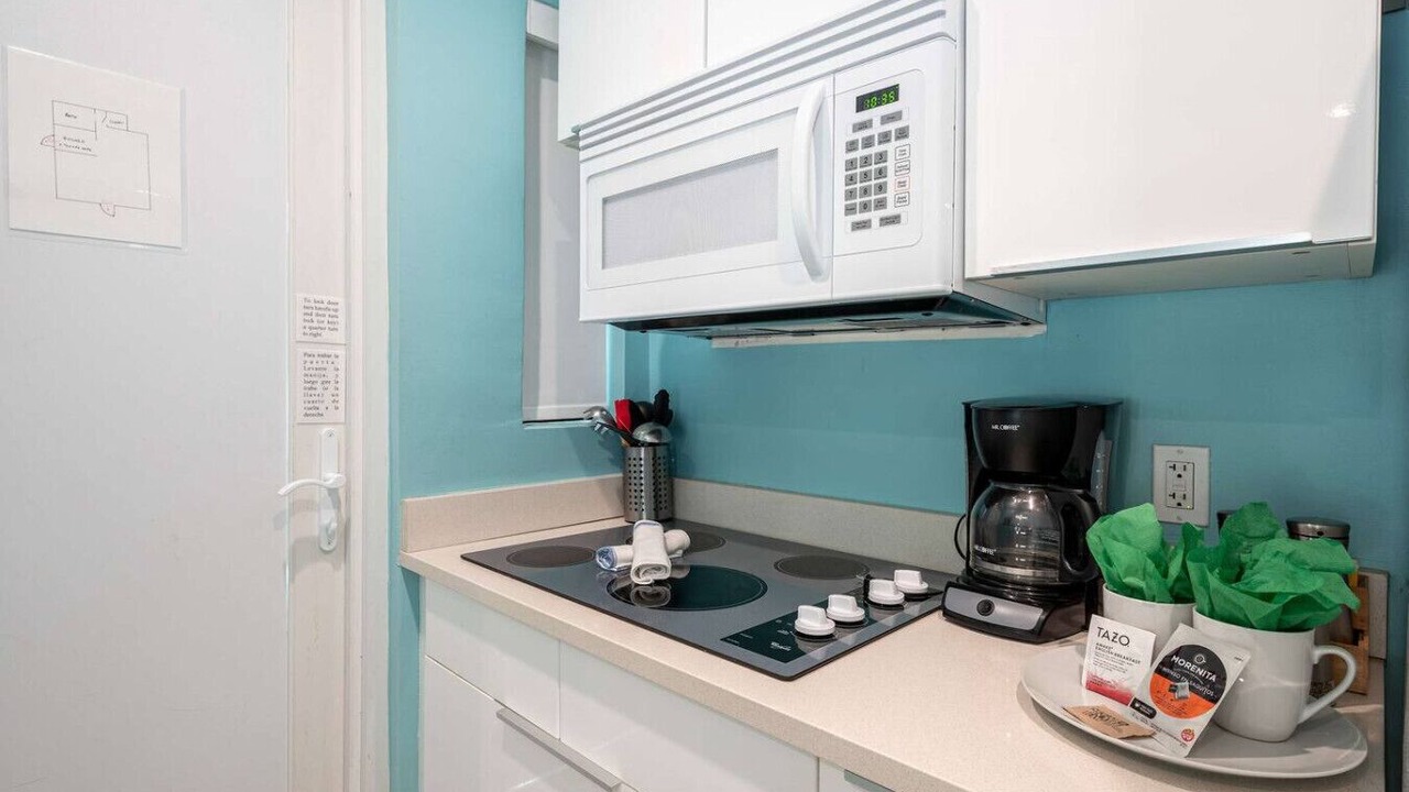 Photo of Kitchen in Hollywood South Central Beach