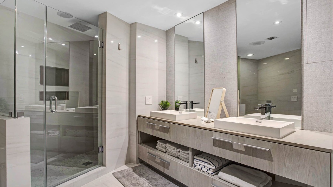 Photo of Bathroom in Hollywood South Central Beach