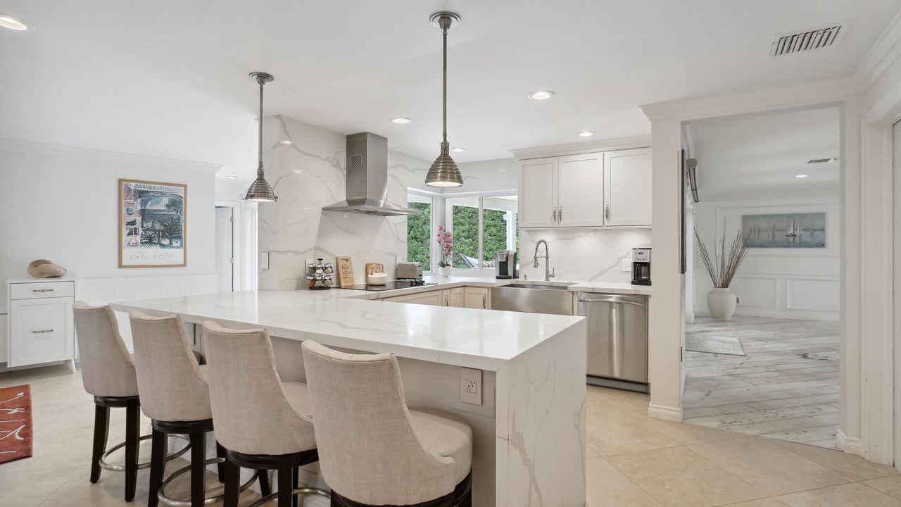 Photo of Kitchen in Tropic Isle