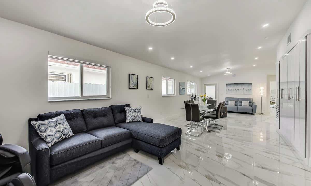 Photo of Livingroom in Hialeah