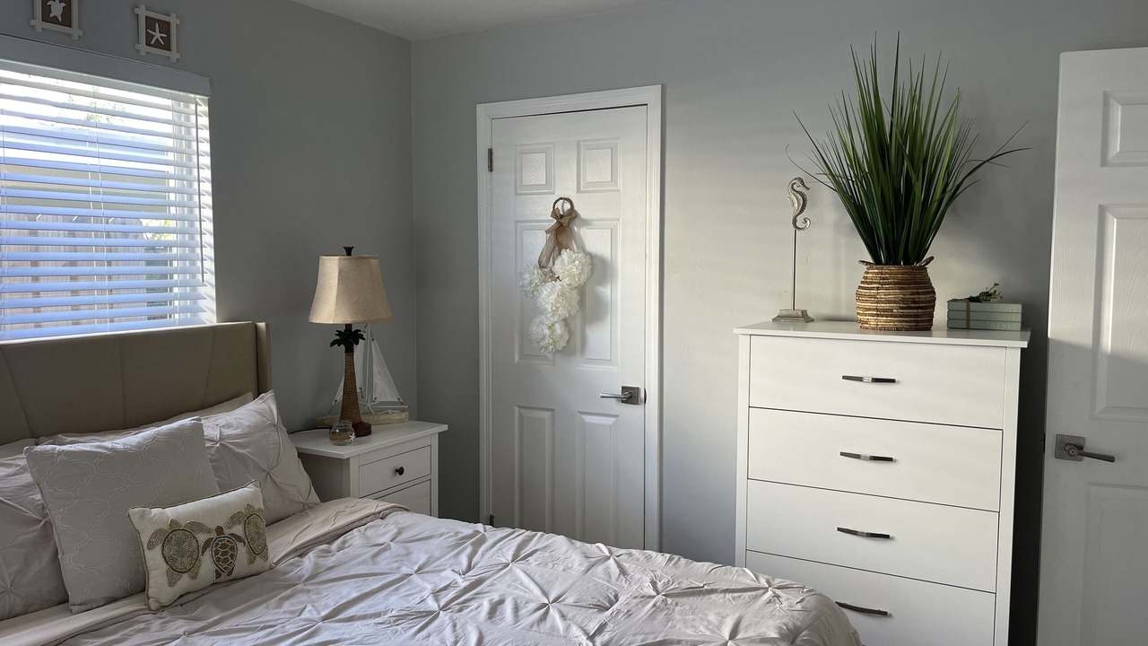 Photo of Bedroom in North Andrews Gardens