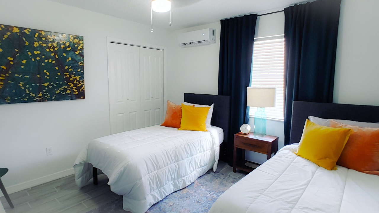 Photo of Bedroom in Allapattah