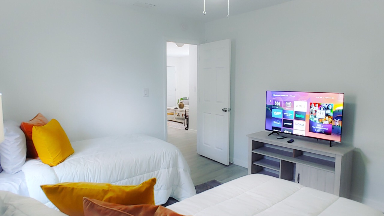Photo of Bedroom in Allapattah