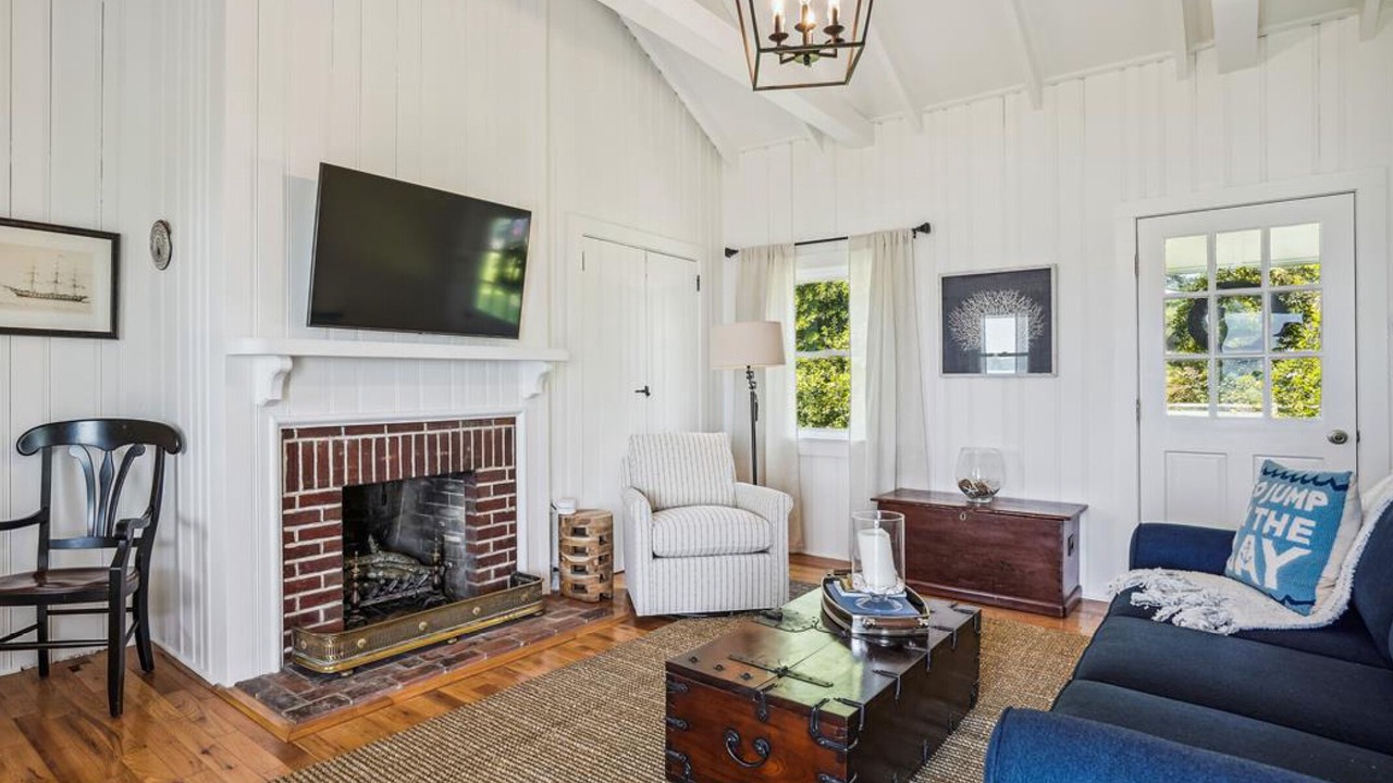Photo of Livingroom in Royal Oak