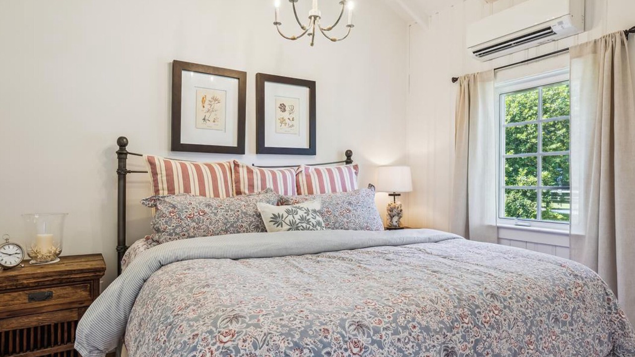 Photo of Bedroom in Royal Oak