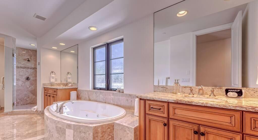 Photo of Bathroom in Downtown Fort Lauderdale
