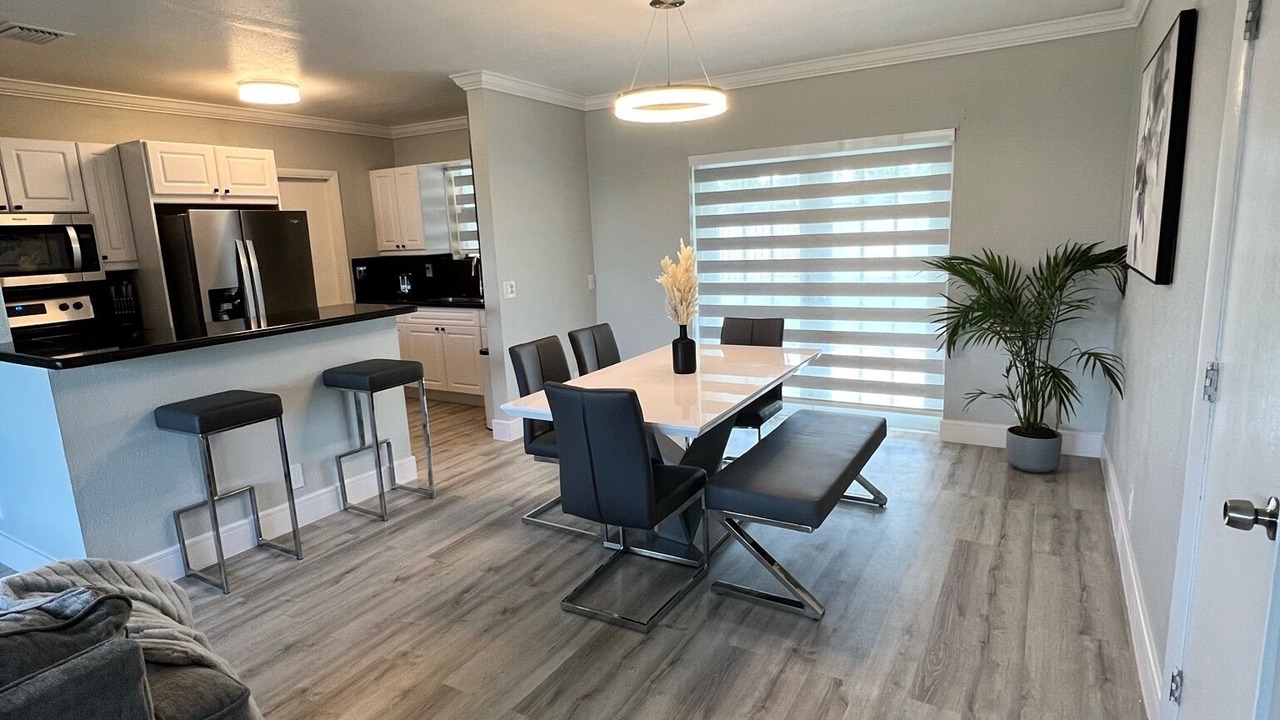 Photo of Livingroom in West Park