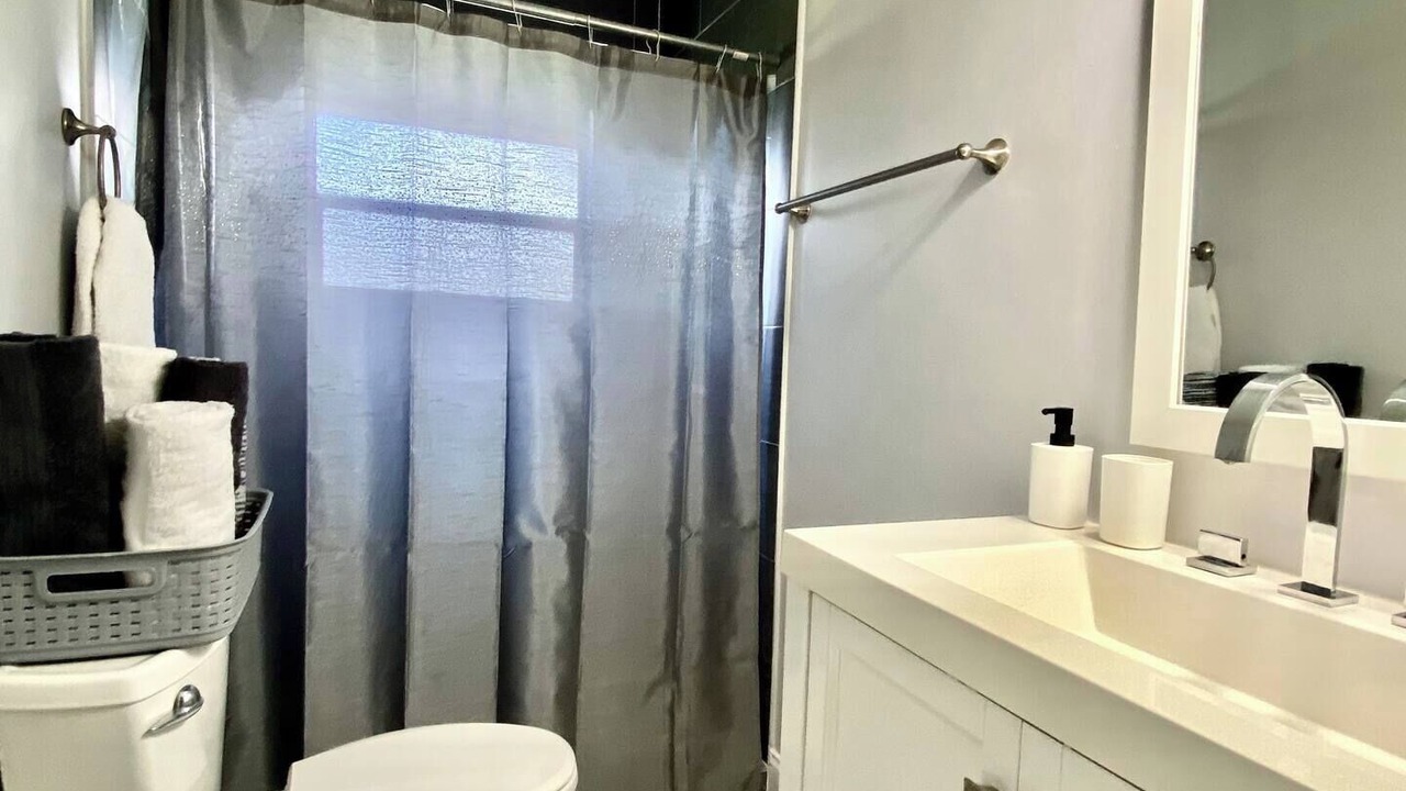 Photo of Bathroom in Hollywood