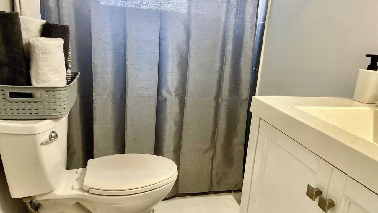 Photo of Bathroom in Hollywood