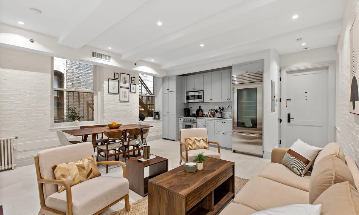 Photo of Livingroom in Midtown South