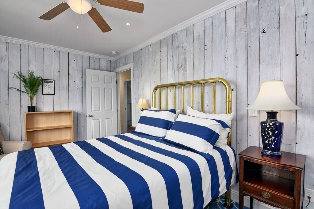 Photo of Bedroom in Tilghman
