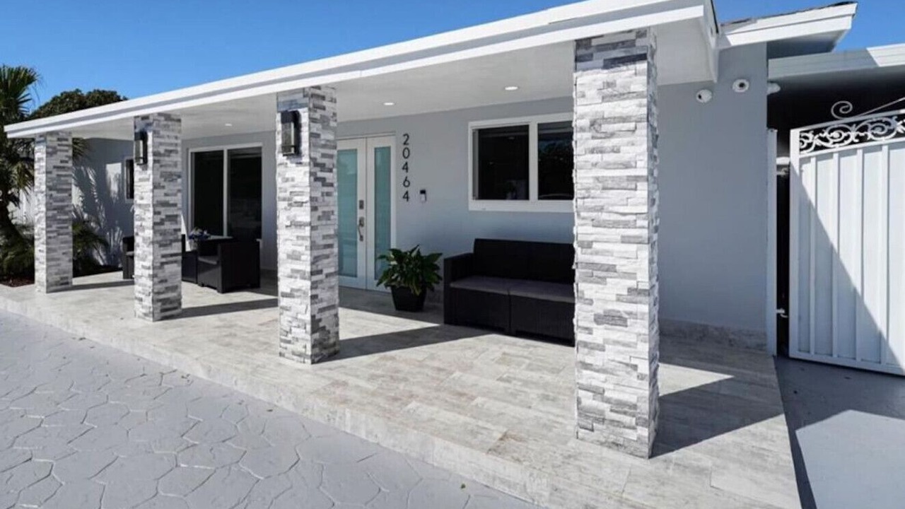 Photo of Patio Balcony in Miami Gardens